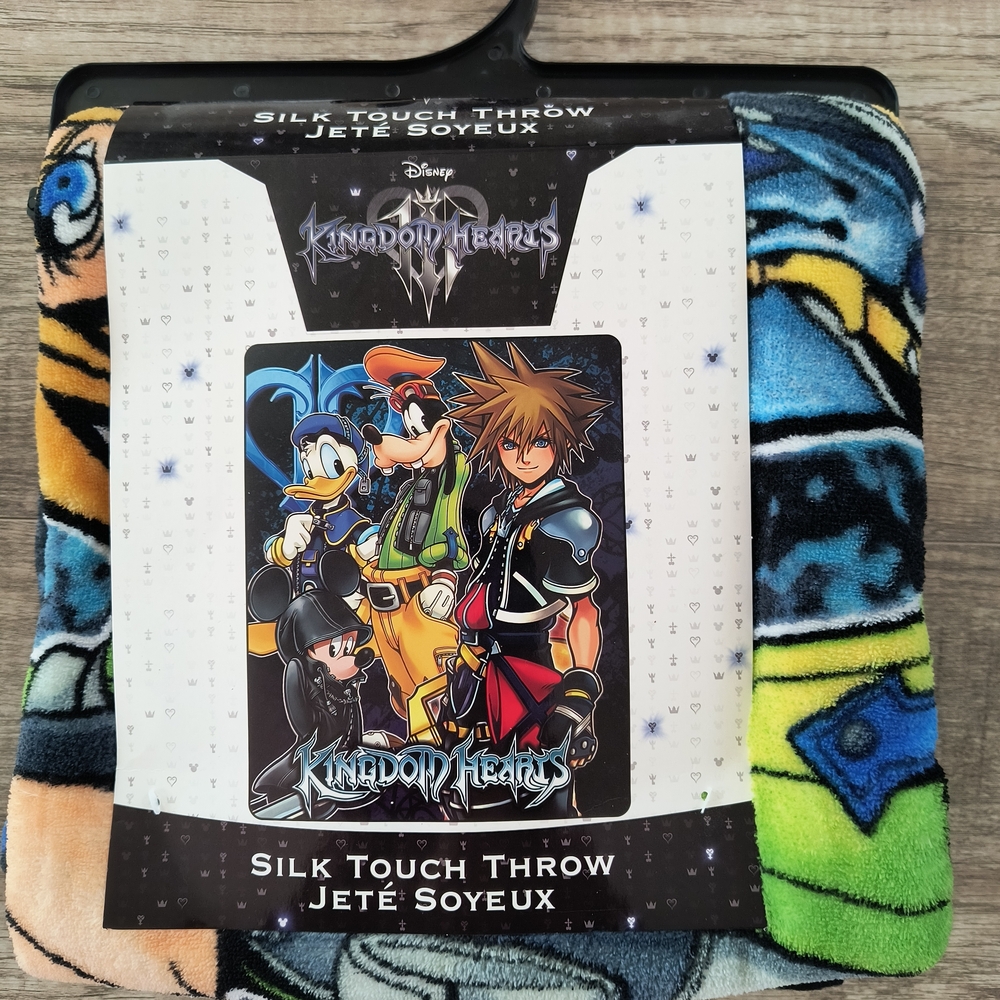New Disney Kingdom Hearts Colorful Silk Touch Throw Blanket 48" X 60"
